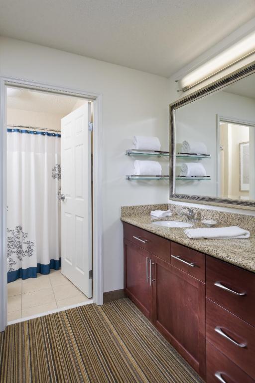 Room image 5